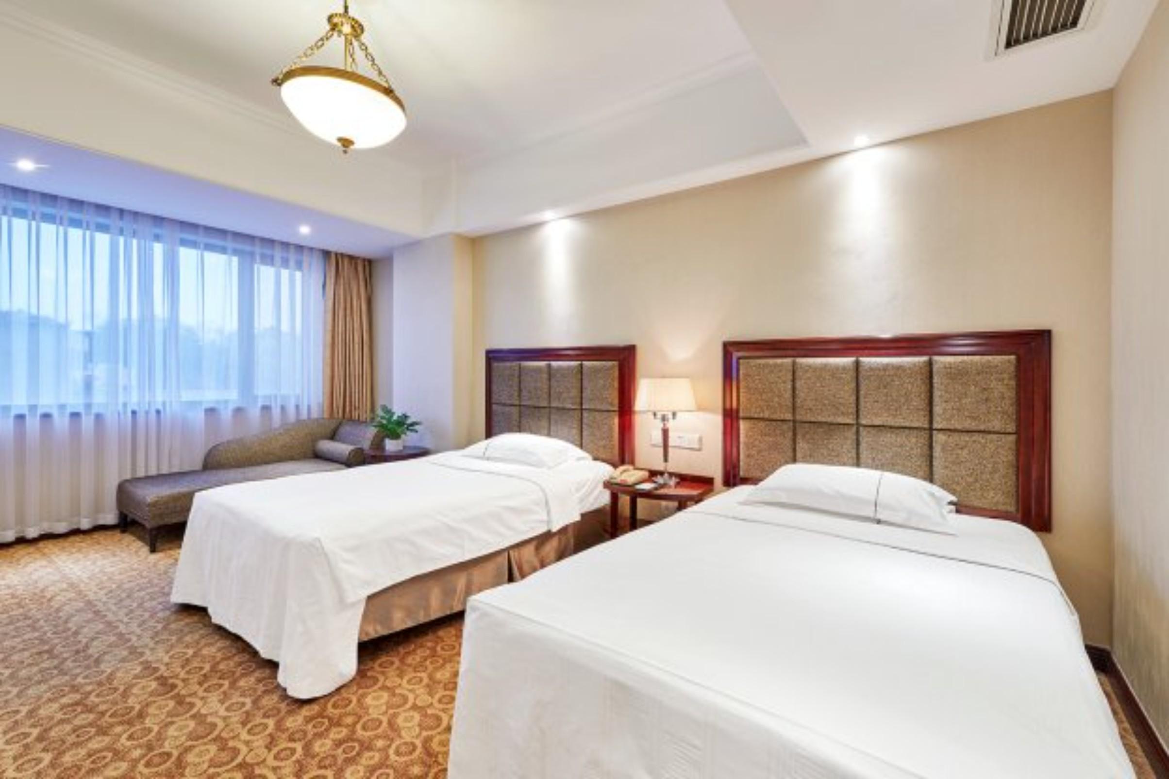 Grand Regency Hotel Qingdao Esterno foto