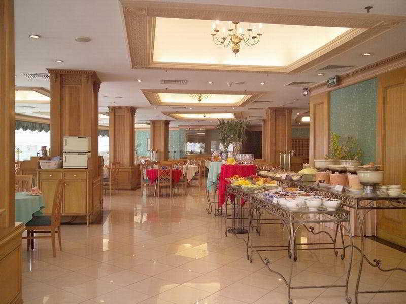 Grand Regency Hotel Qingdao Esterno foto